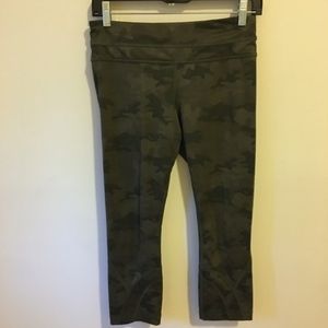 Lululemon Athletica Run Inspire Camo Crop Leggings